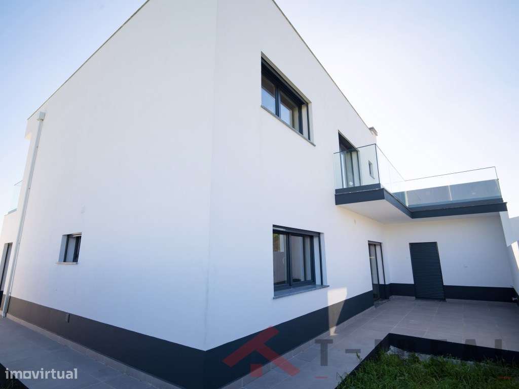 Moradia T4 nova próxima da Lourinhã e das praias-50