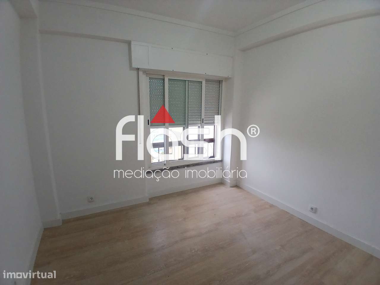 T3 com Elevador em Carnaxide - Grande imagem: 4/17