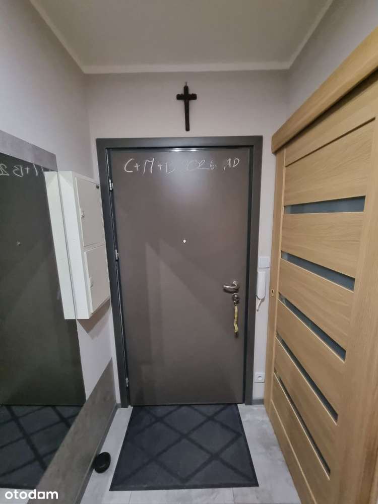 Umeblowany apartament z tarasem i parkingiem!-10