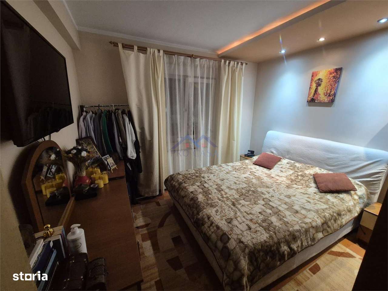 Apartament 3 camere, bloc 2009, Cetate, et.1 - Imagine principală: 4/7