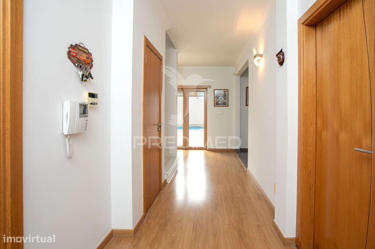 Moradia T7 - Bobadela - Grande imagem: 2/34