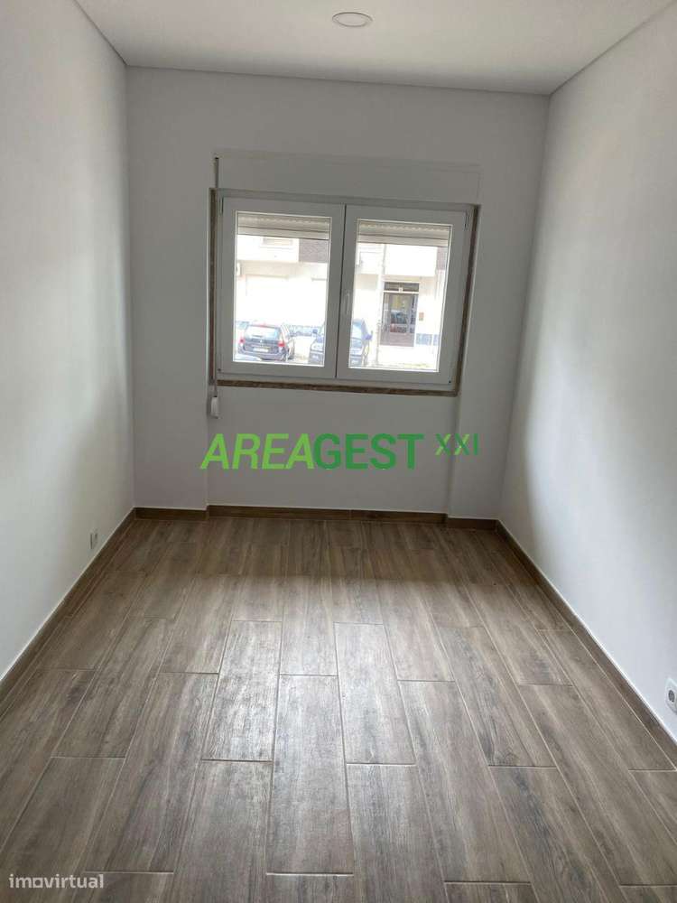 Apartamento T1 para Venda, em Sobreda - Almada - Grande imagem: 3/12