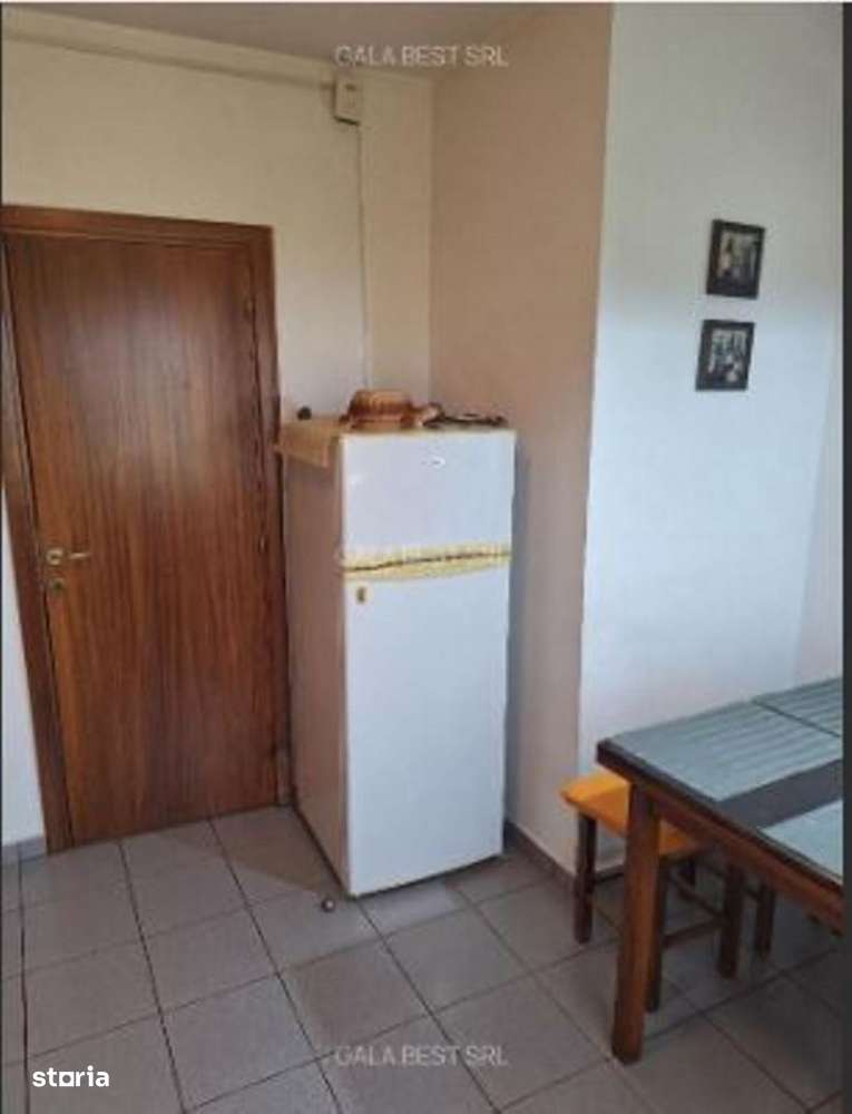 P-ta Victoriei(Dr. Felix),2 camere,centrala proprie, etaj 8,bloc 1989-12