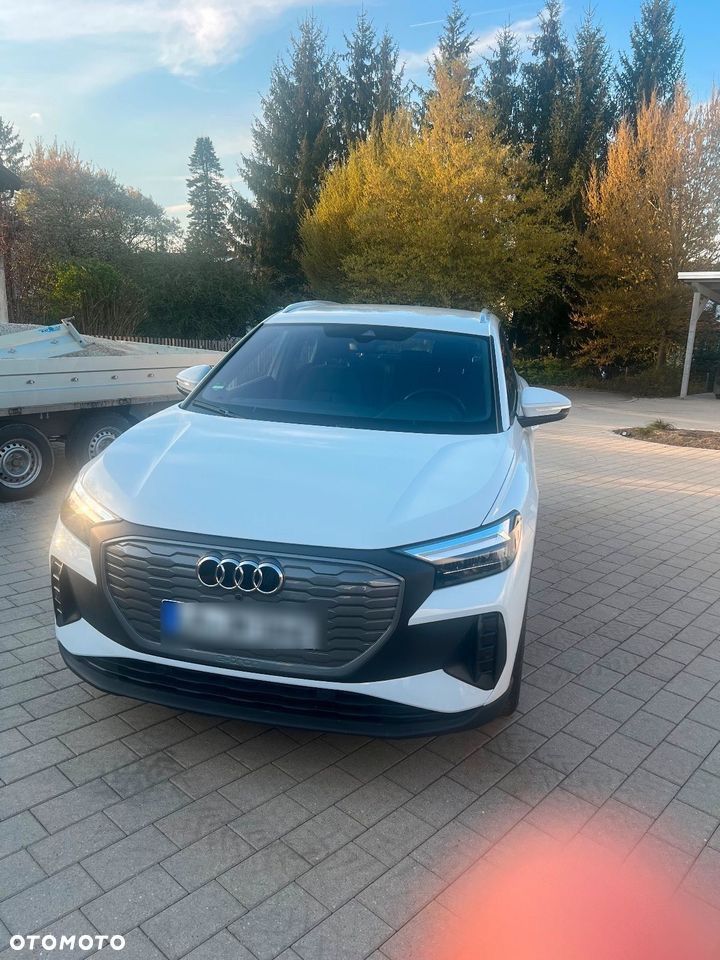 Używane Audi Q4 - 149 000 PLN, 13 600 km - Otomoto