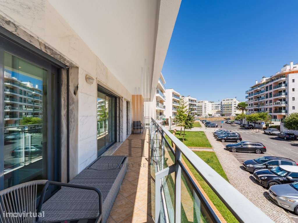Apartamento T4 nos Terraços do Marquês c/ Garagem | Oeiras-8