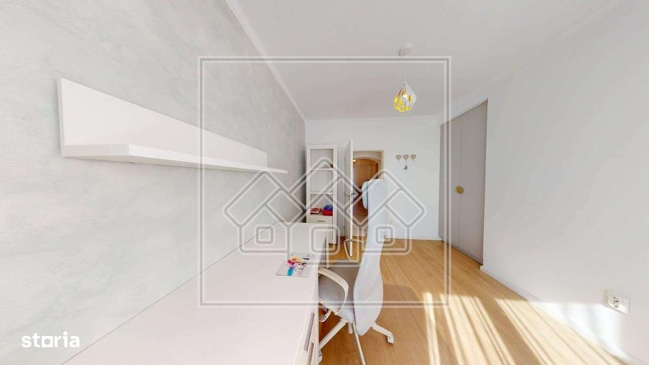 Ap cu 3 camere+pivnita mare, 68 mp utili, situat in zona Ultracentrala-8