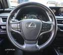 Lexus UX 250h 2.0L HEV 20H- (178 HP) 4X4 CVT Executive - 19