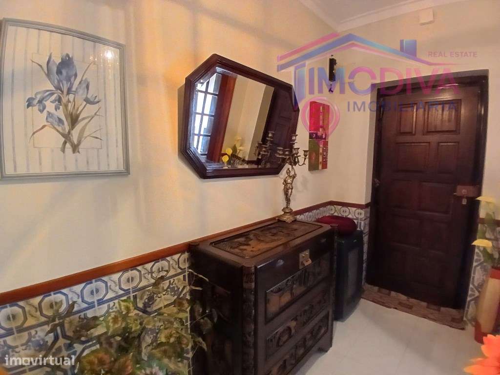 Moradia térrea T4, com churrasqueira e jardim em Arega-21