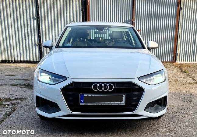 Audi A4 40 TDI Advanced S tronic - 1