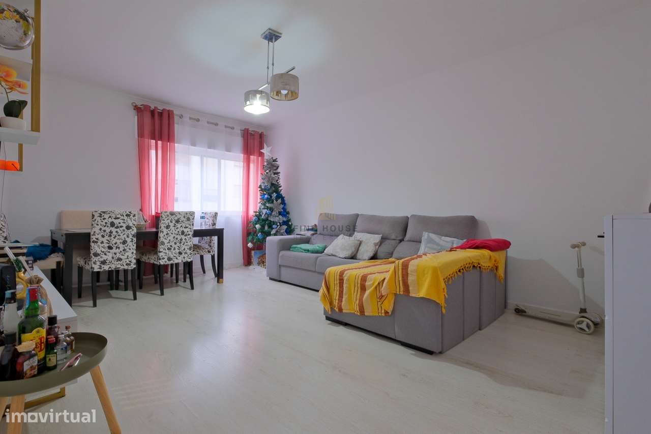 Vende-se apartamento T3 na Rinchoa, Rio de Mouro - Grande imagem: 5/28