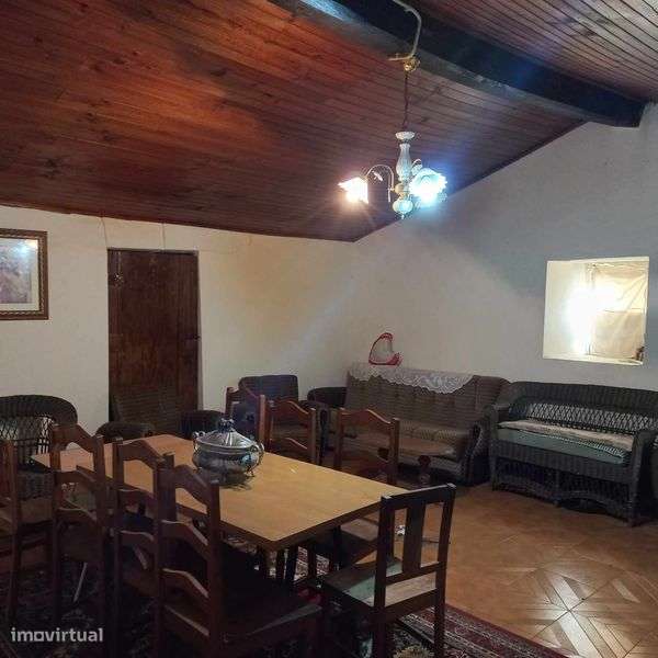 Moradia em VALBOM DOS FIGOS. 8 km de Mirandela. - Grande imagem: 5/12