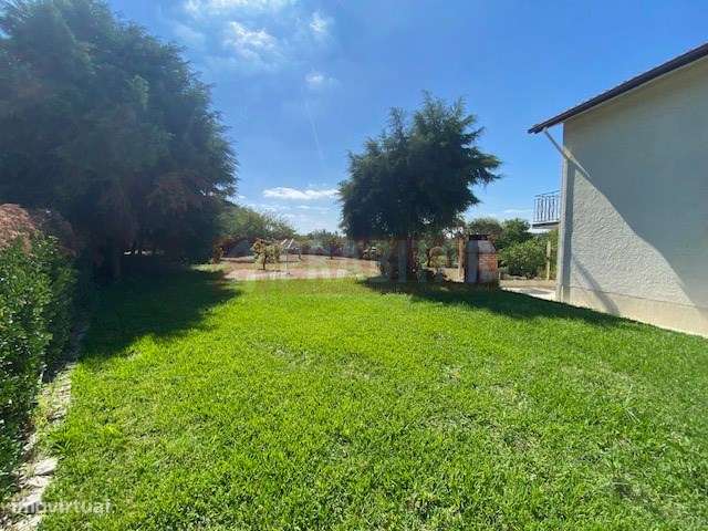 MORADIA T3+1 COM TERRENO E GARAGEM, EM TENTUGAL-22