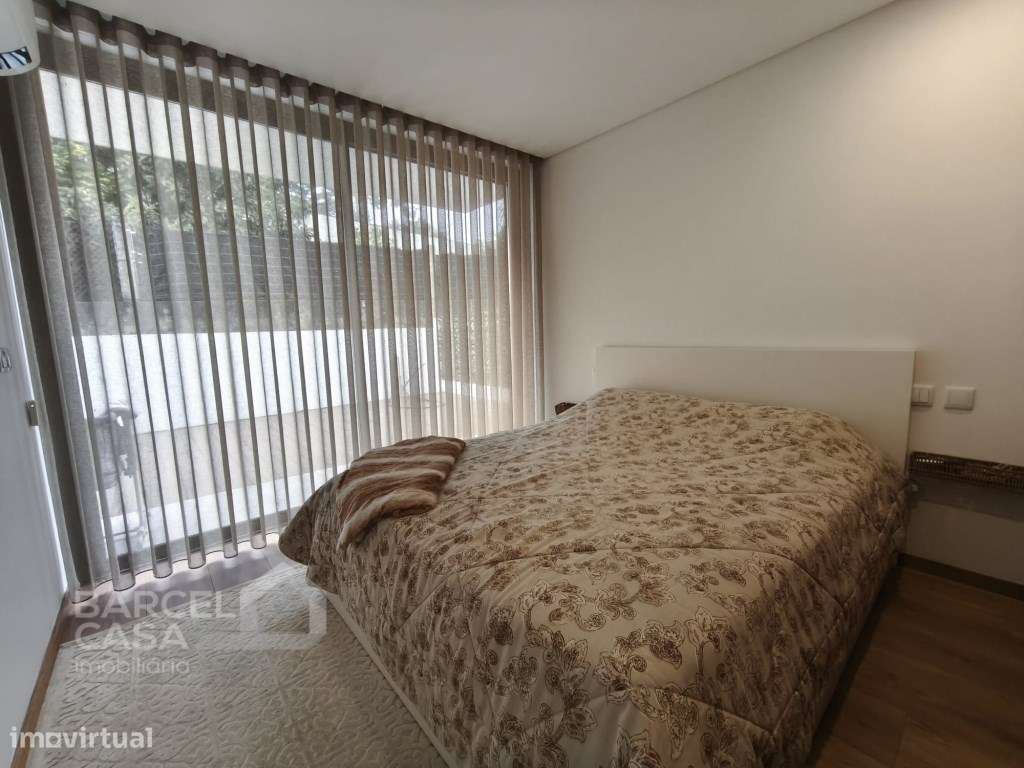 Oportunidade Única: Moradia T3 Térrea Semi-Nova em Manhente!-16