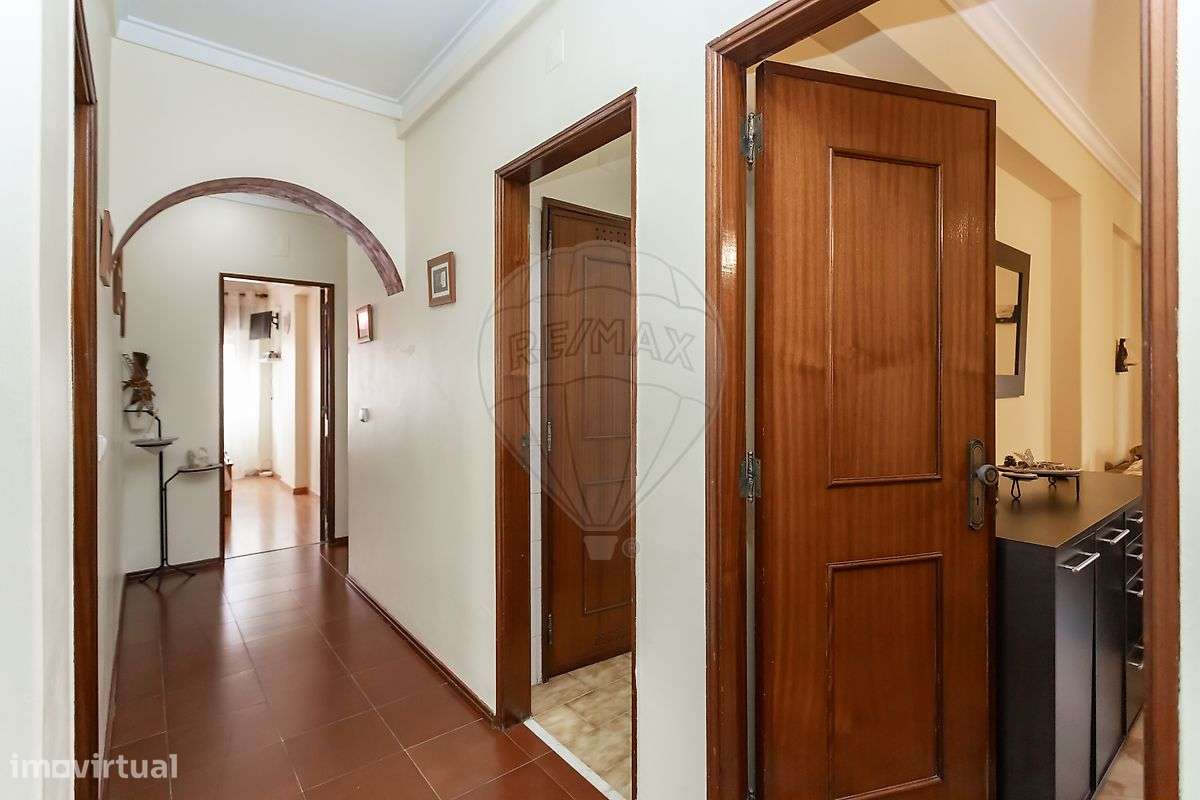 Apartamento T2 para arrendamento - Grande imagem: 2/33