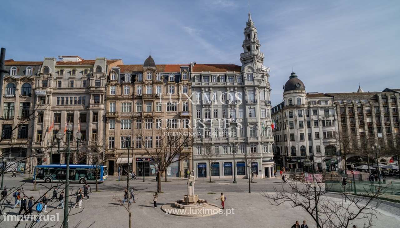 Apartamento T2 Duplex Com Terraco Para Venda Na Baixa Do Porto