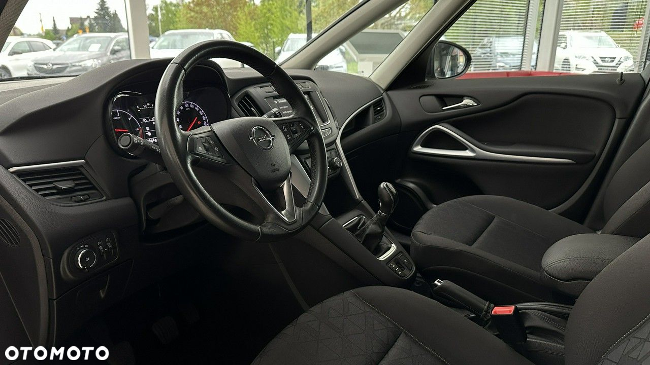 Opel Zafira - 8