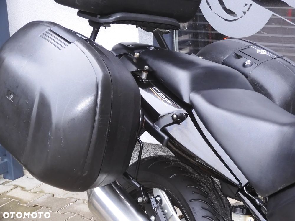 CBF 600#ABS#PC38#Kufry#Be...