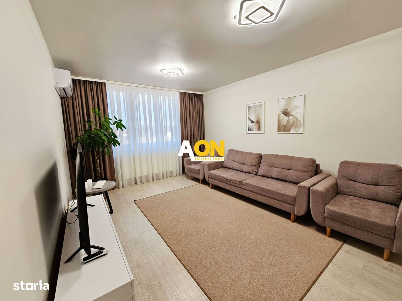 Apartament 3 camere, etaj 1, cu garaj si boxa, zona Alba Mall