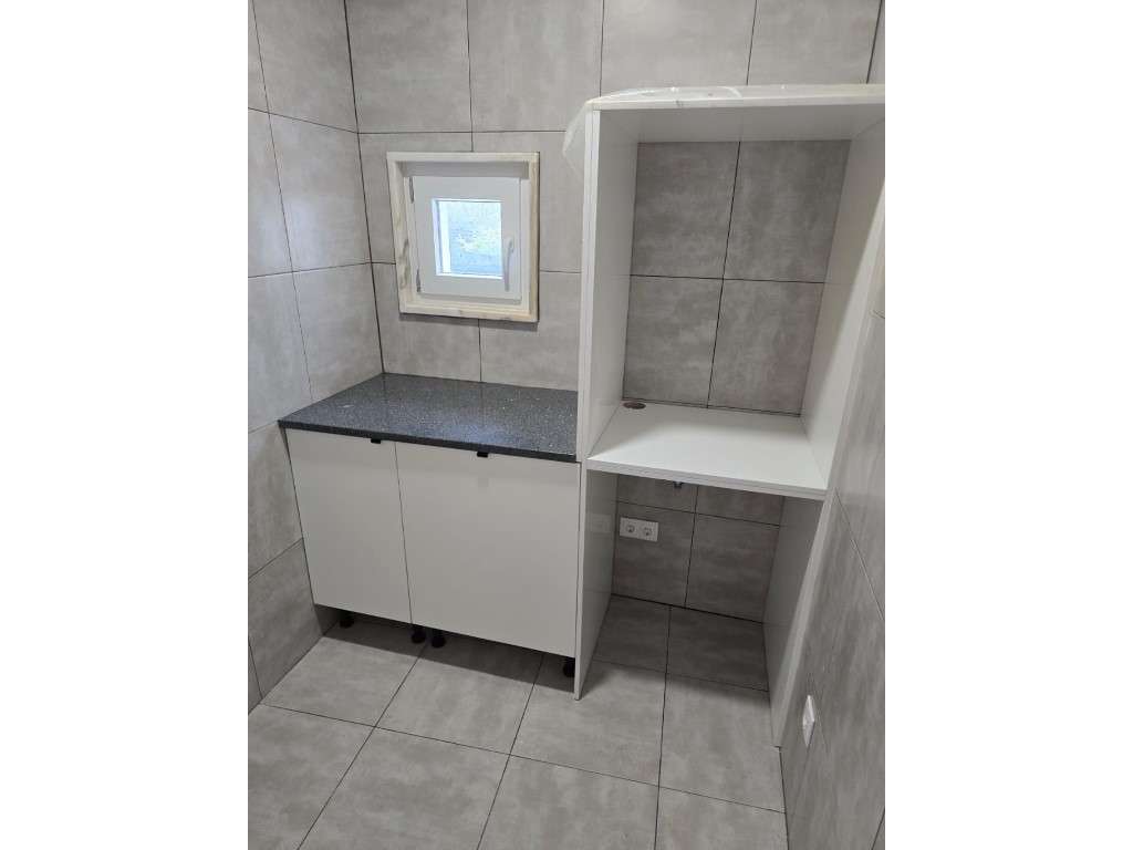 Simpática Moradia Térrea T2 com Piscina - Totalmente Remodelada-19