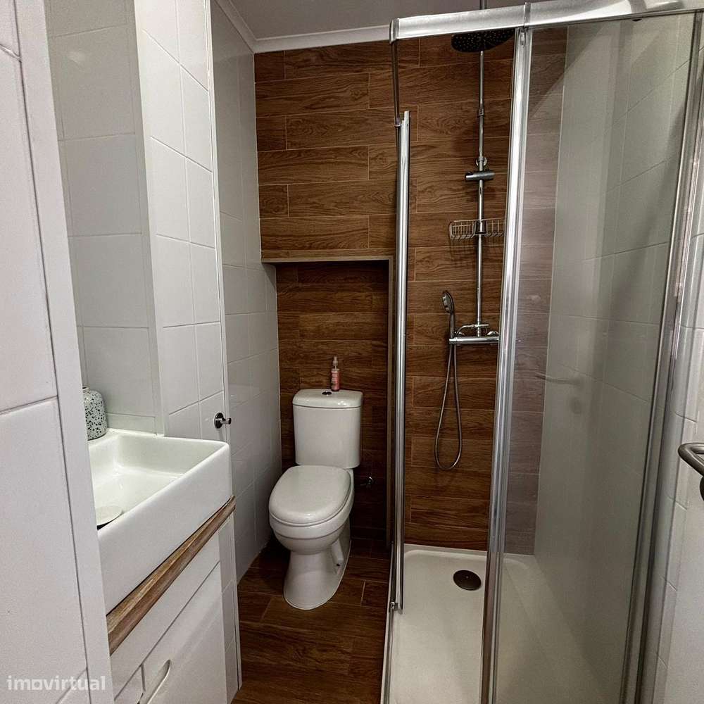 T2+1 Totalmente Remodelado em Edifício Recuperado!-8