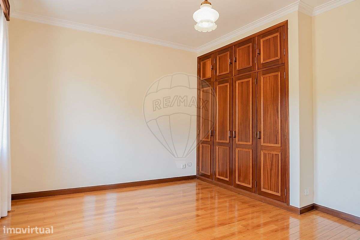 Moradia T4 para venda-14