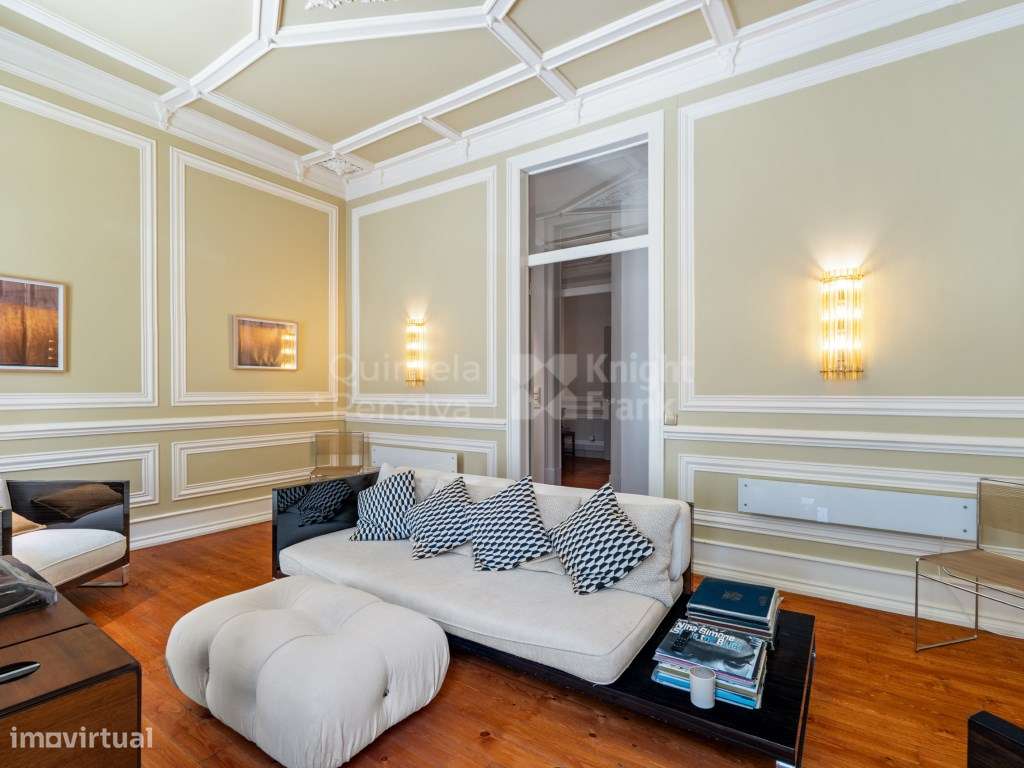 Moradia de charme com piscina e jardim para venda, em Lisboa-3