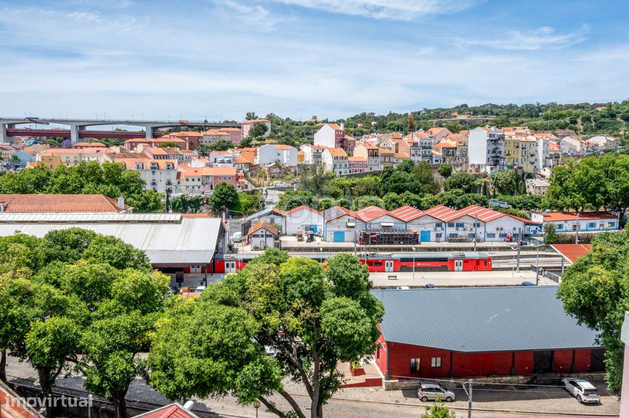 CASA EXCLUSIVA NA RUA DA COSTA (entre as Necessidades e Alcântara)-47