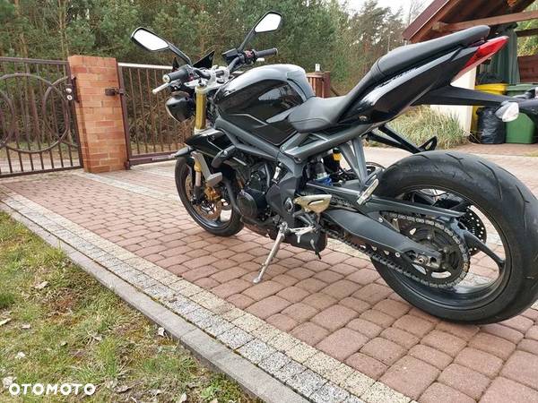 Triumph Street Triple - 5