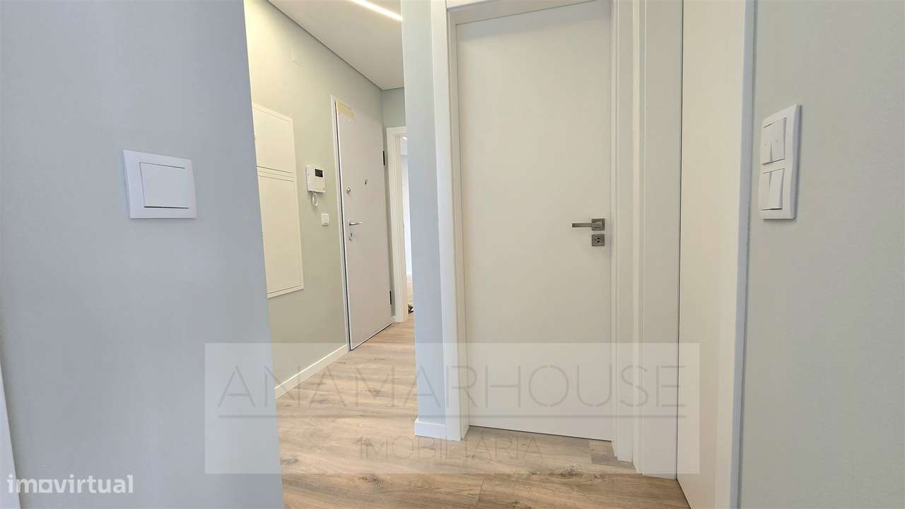 T2 remodelado primeiro andar, Mina de água, Amadora,Lisboa-14
