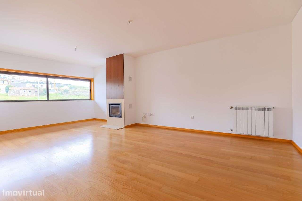 Apartamento T3 C/ Lugar Garagem-5