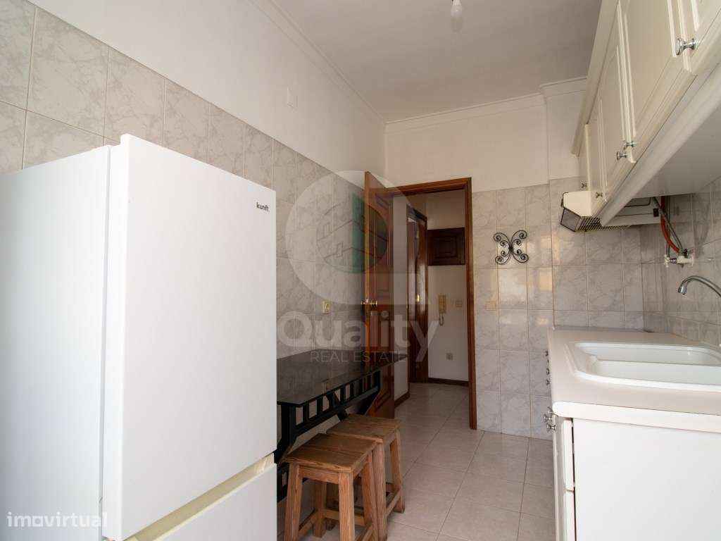 APARTAMENTO T1 NA BAIXA DA BANHEIRA - Grande imagem: 4/29