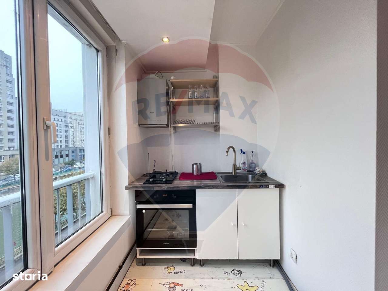 Apartament cu 2 camere de vanzare in Calea Victoriei nr 1-7