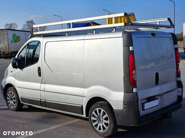 Opel Vivaro - 29