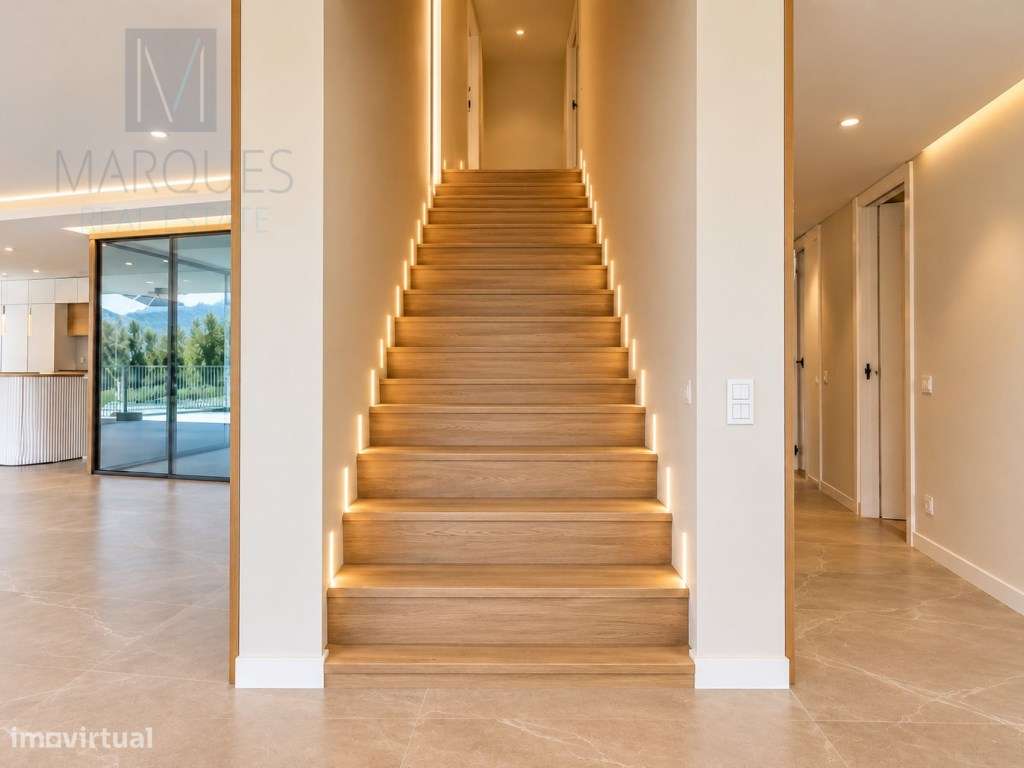 Moradia T5 de Luxo com Piscina Infinita | Verdizela-23