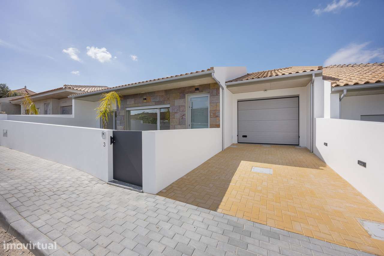 Moradia T3 Nova || Boavista || Leiria - Grande imagem: 2/49