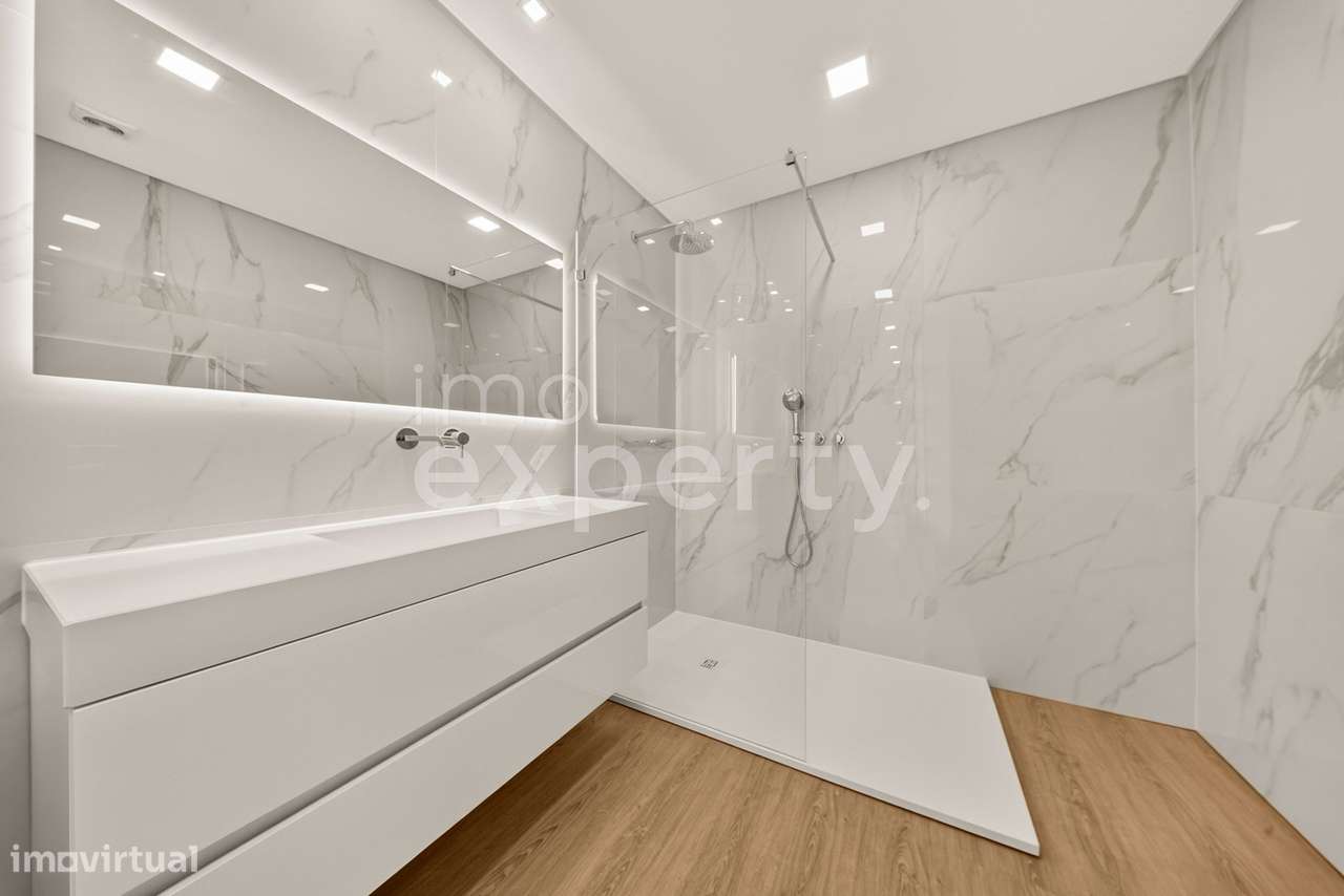 Moradia T5 de Luxo com piscina na Mealhada, Loures-21