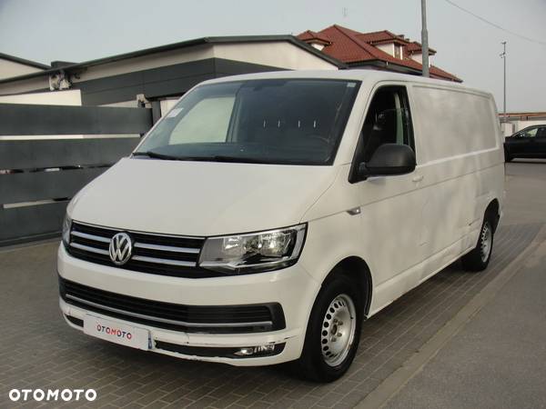 Volkswagen Transporter - 1