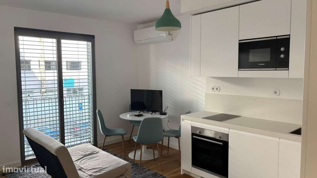 Apartamento T0 com estacionamento, Dafundo Centro, Oeiras - Grande imagem: 4/19