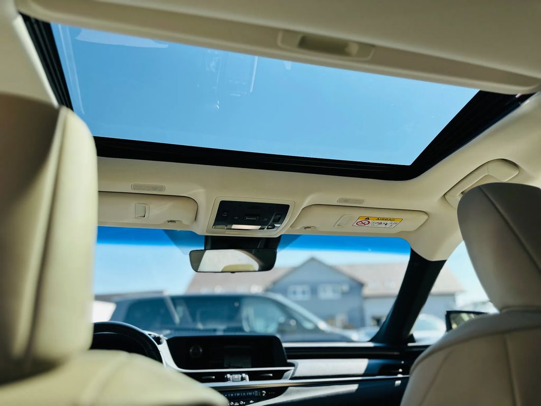 Lexus Seria ES 300h Luxury Line - 12