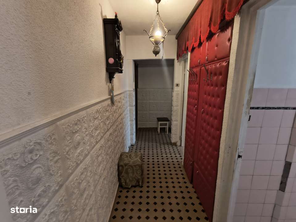 KM 4 5 - apartament 3 camere semidecomandat boxa-4