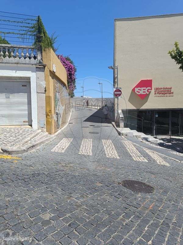 Garagem  para arrendamento - Grande imagem: 1/8