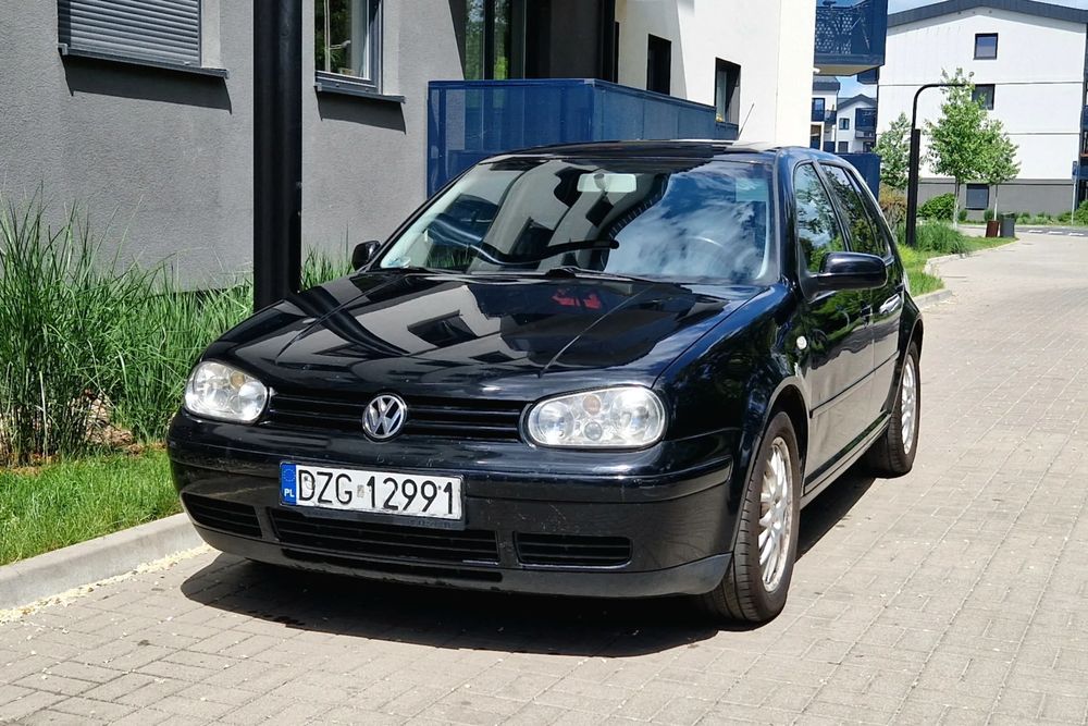 Volkswagen Golf IV (1997-2006) 2001
