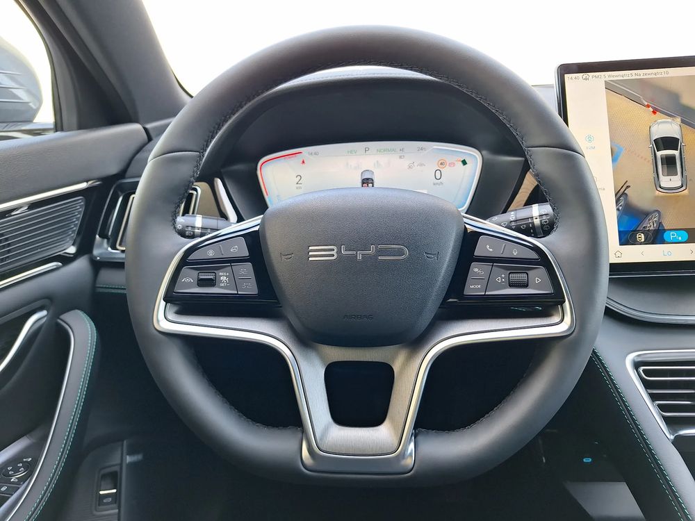 Zasięg 1080 km / Head-UP / Audio Infinity / Kamera 360