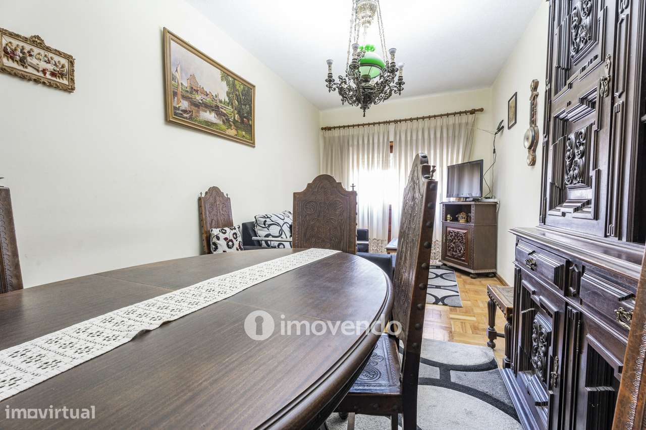 Apartamento T2+1, com áreas amplas e arrecadação, no centro de Braga - Grande imagem: 5/37