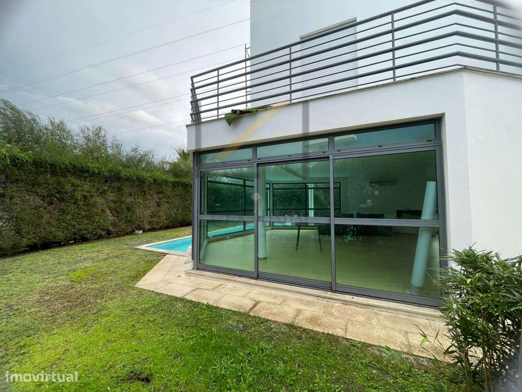 Moradia T3 com Piscina no Condomínio Palmela Village, Quinta do Anj...-2
