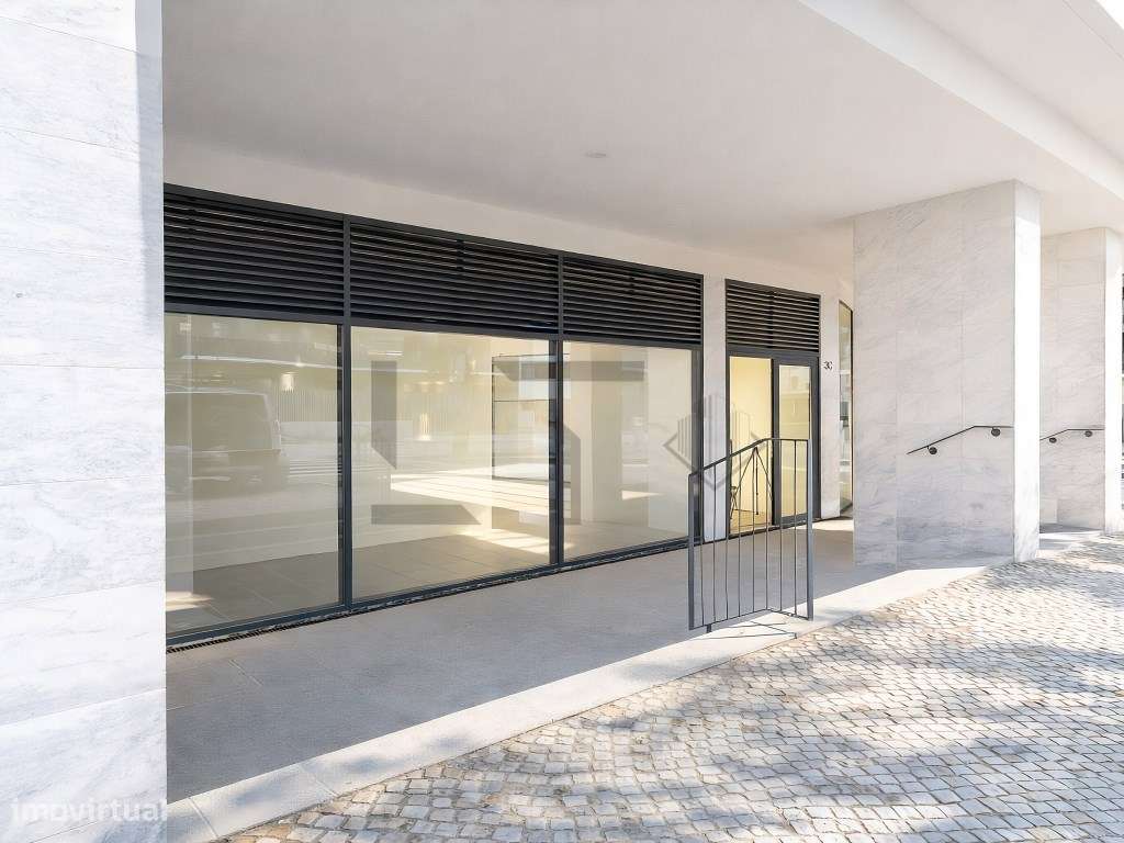 Fantástica Loja a Estrear com Saída de Fumos no Empreendimento Alte... - Grande imagem: 4/15