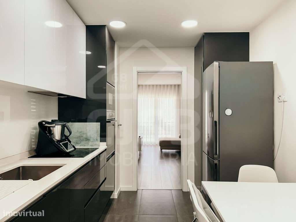Apartamento T2 Torre da Marinha-10