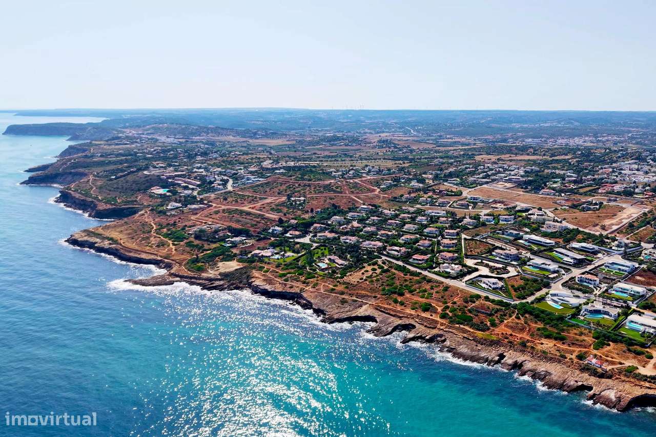 Lote de Sonho na Reserva da Luz-16