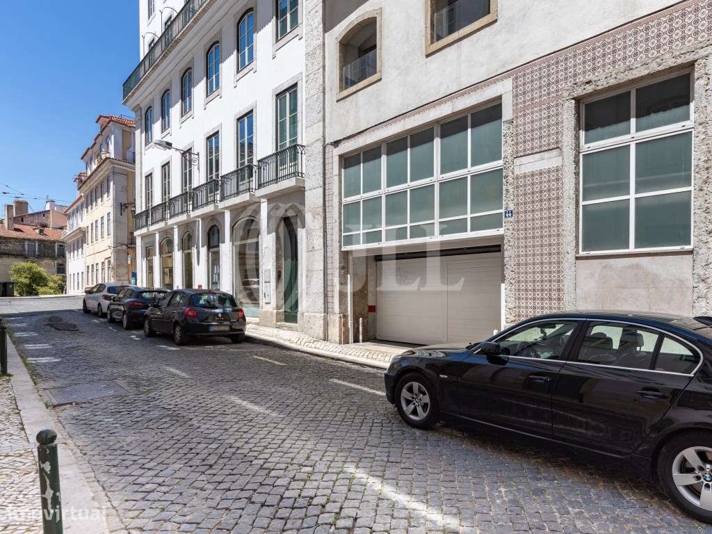 Apartamento T4 com garagem, no Chiado, em Lisboa-46