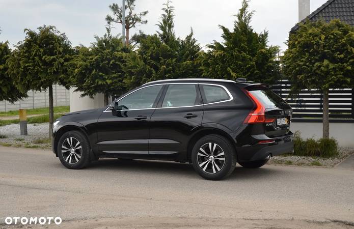 Volvo XC 60 D4 Momentum - 5